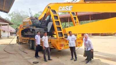 Pemkab Kuansing Beli Empat Unit Alat Berat Senilai Rp7,4 Miliar