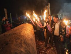 Suhardiman Amby Serap Aspirasi Masyarakat di Sela pelayuran Jalur di Desa Tanjung Medan