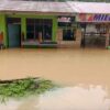 Puluhan Rumah Warga Desa Tebing Tinggi Terendam Banjir, Warga Berharap Ada Bantuan Makanan. Puluhan Rumah Warga Desa Tebing Tinggi Terendam Banjir, Warga Berharap Ada Bantuan Makanan.