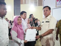 Sejak awal Bupati Suhardiman Amby memimpin Kuansing ini, beliau merupakan satu-satunya Kepala Daerah yang membuat gebrakan bagus terutama untuk tenaga pendidik