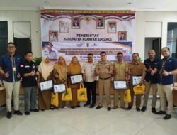 Muradi Wakili Bupati Lepas ASN Purnabakti