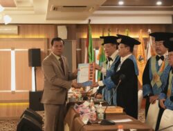 Suhardiman Raih Gelar Doktor UNPAS, Bupati: Jangan Pernah Berhenti Menuntut Ilmu