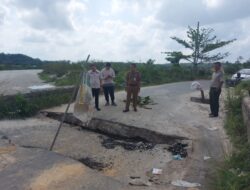 Terkait Jembatan Amblas Di Sentajo Raya, Bupati Intruksikan PUPR Tuntaskan Sebelum Lebaran