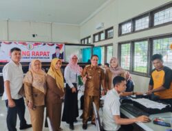 Camat Kuantan Hilir Tinjau pelaksanaan pelayanan keliling Adminduk disdukcapil kuansing