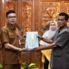 Pemkab Kuansing Usulkan Ranperda RTRW dan Bantuan Hukum Bagi Masyarakat Miskin Pemkab Kuansing Usulkan Ranperda RTRW dan Bantuan Hukum Bagi Masyarakat Miskin