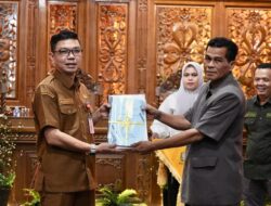 Pemkab Kuansing Usulkan Ranperda RTRW dan Bantuan Hukum Bagi Masyarakat Miskin
