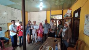 Langsung 3  Bulan Pemdes Pulau Madina Saluran BLT DD 18 KPM Kepada Warga yang Kurang Mampu