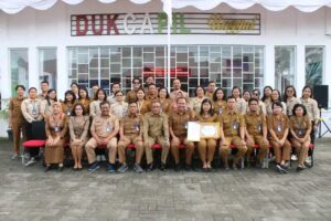 PJ Sekda Jonny Hutasoit, S. Sos Pimpin apel pagi