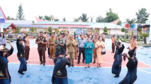 Momentum Perayaan HUT RI, Pemkab Dairi Serahkan Tali Asih untuk Warga Binaan Rutan Sidikalang