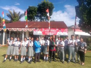 71 Peserta Didik SMA Negeri 1 Pegagan Hilir Terima KTP-el