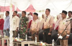 Bupati Kuansing diwakili Asisten II Ir. H. Maisir buka secara resmi Kejuaraan Olahraga Tradisional