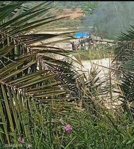 Rakit Dompeng di Dusun Pasongik Miliki Ilmu penangkal APH, sehingga Aparat Penegak Hukum tak Mampu untuk Menindak