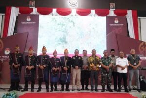 Ketua Bawaslu Pakpak Bharat Hadiri Peluncuran Tahapan Pemilihan Bupati dan Wakil Bupati