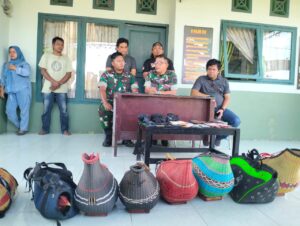 LetDa Caj Tyson Manik, Berhasil mengamankan 8 orang pelaku sabung ayam, di Desa Geringging Jaya