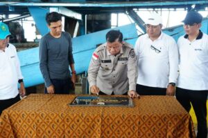 Komisioning Pabrik kelapa sawit CV Adifa Meka Hara di resmikan Bupati Dr. H. Suhardiman Amby