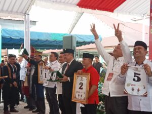 KPU Dairi Melaksanakan Pengundian dan Penetapan Nomor Urut Pasangan Calon Bupati dan Wakil Bupati Dairi 2024