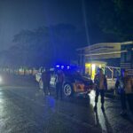 Kapolsek Peranap Pimpin Patroli Blue Light Antisipasi Gangguan Kamtibmas Tahapan Pilkada Kapolsek Peranap Pimpin Patroli Blue Light Antisipasi Gangguan Kamtibmas Tahapan Pilkada
