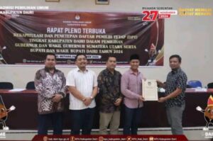 KPU Kabupaten Dairi melaksanakan Rapat Pleno Terbuka Rekapitulasi dan Penetapan Daftar Pemilih Tetap(DPT) di Hotel Mutiara