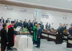Satria Mandala Putra resmi menjadi pimpinan DPRD Kuansing defenitif periode 2024-2029