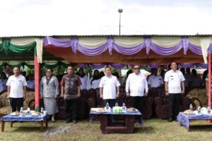 Pejabat(PJ) bupati Dairi menghadiri kegiatan pasilitas dan integrasi pelayanan kb/kr