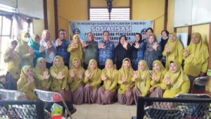 Camat Kuantan Hilir Hadiri Sosialisasi Penanganan dan Pencegahan Stunting di Desa Simpang Tanah Lapang