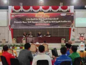 KPU Pakpak Bharat Gelar Rapat Pleno Pengundian Nomor Urut Paslon Bupati dan Wakil Bupati Pilkada Tahun 2024
