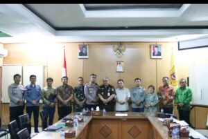 Pimpin Rapat Tim Koordinasi Desk Pilkada Kabupaten Dairi Tahun 2024, Pj. Bupati Dairi Berharap Desk Pilkada Dapat Bekerja Sesuai Dengan Tupoksinya