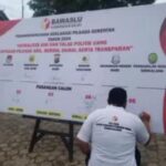 Bawaslu Dairi menggelar apel siaga pengawasan masa tenang