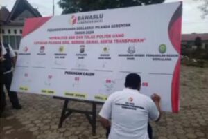 Bawaslu Dairi menggelar apel siaga pengawasan masa tenang