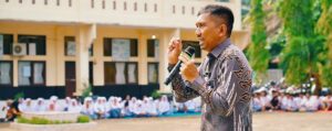 Pjs Kuansing drg. Sri Sadono Mulyanto, M. Han bersilaturahmi sekaligus memberikan Penyuluhan tentang pentingnya hidup sehat tanpa narkoba