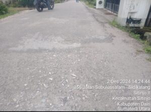 Dugaan melanggar aturan ..,!tanpa membuat papan proyek pengaspalan