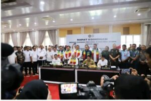 Pejabat (PJ) bupati bersama tim pengendalian inflasi daerah mengadakan rapat sosialisasi program