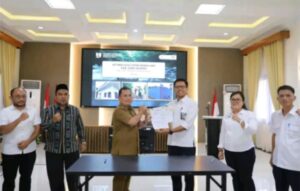 Pj Bupati Dairi Tanda Tangani Serah Terima Pengelolaan Aset BMN