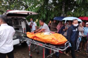 Sat Reskrim Polres Kuansing Olah TKP Dugaan Pembunuhan di Perumahan Griya Sinambek