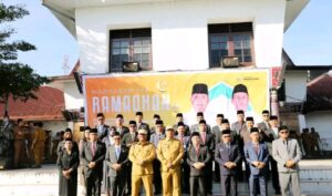 Bupati Kabupaten Dairi Ir. Vickner Sinaga Pimpin Apel Gabungan Pemkab Dairi
