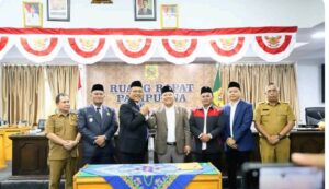 Bupati dan wakil Bupati Dairi menghadiri Rapat paripurna pembukaan masa sidang ke II Tahun 2025