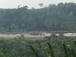 Lapor Pak Kapolda Riau, Divisi 7 Kopah Memanas Akibat Puluhan Rakit Dompeng Beraktivitas