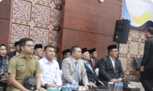 Bupati Pakpak Bharat hadiri sidang paripurna DPRD Sumut dengan agenda hari ulang tahun Propsu