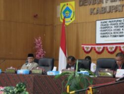 DPRD Pakpak Bharat sampaikan pemandangan umum fraksi atas nota jawaban Bupati