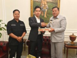 Bertemu Wapres Gibran Bupati dan Wabup Kompak Undang Buka Pacu Jalur Serta Sampaikan Usulan Strategis
