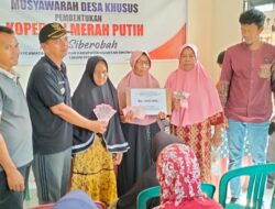 Terima BLT DD, Masyarakat Sangat Senang  Ucapkan Ribuan Terimakasih Kepada Pemerintah Desa Siberobah