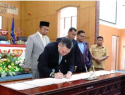 Penanda tanganan KUAPPAS APBD Pakpak Bharat. 2026
