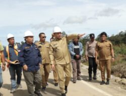 Bupati Pakpak Bharat tinjau peningkatan struktur jalan Pakpak Bharat – Dairi