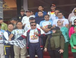 Bupati Suhardiman lepas Jalan Santai HUT ke-26 Kuansing