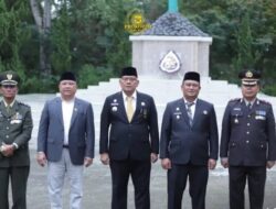 Ziarah Makam dan Upacara Isi Peringatan Hari Pahlawan Tahun 2025