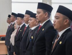 Pelantikan Pejabat Pemkab Kuansing, Wabup Mukhlisin Tekankan Peningkatan Layanan Publik