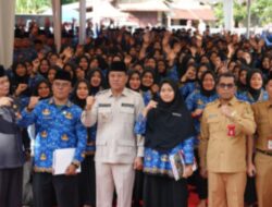 Perkuat Pelayanan Publik, Bupati Suhardiman Amby Lantik 1.055 PPPK Paruh Waktu di Inuman