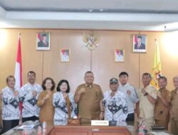 Pertemuan PGRI Dairi, Bupati Soroti Pentingnya Leadership di Kalangan Guru