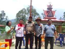 Bupati Vickner Sinaga Tinjau Jalan Rusak di Dusun Parimbalang, Perbaikan Segera Direalisasikan