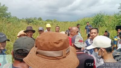 Penggiat Sosial ” Soroti Sejumlah Orang Yang Melakukan Penghadangan Alat Berat Di Lahan Ibu Elfi Danora Pohan”